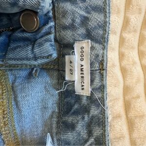 Good American NWOT women’s ripped jeans